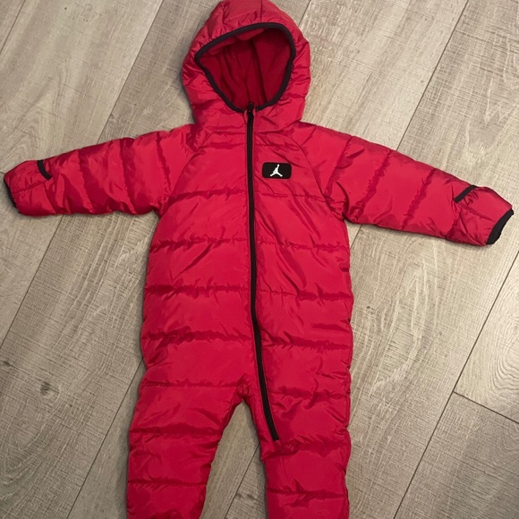 Jordan Jumpman Puffer Snow Suit (size: 12 months)